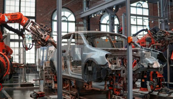 Booming automotive industry in Central and Eastern Europe – car manufacturers expanding in CEE region"